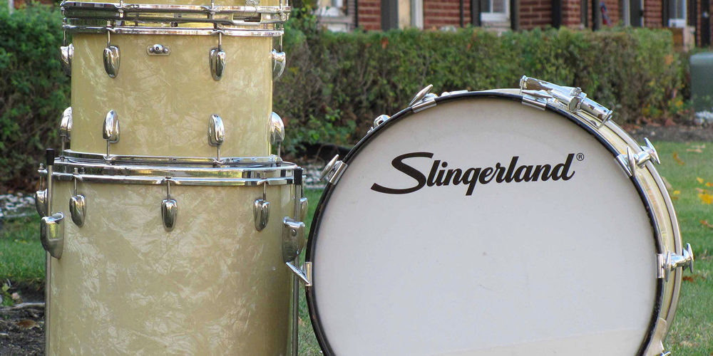 SLINGERLAND ENTRE LES MAINS DE DW