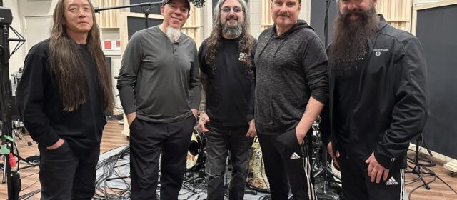 MIKE PORTNOY en studio avec Dream Theater