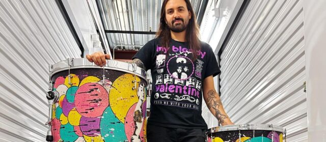 JAY WEINBERG suit une thérapie