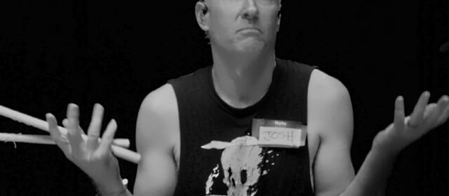 JOSH FREESE viré des FOO FIGHTERS ?!